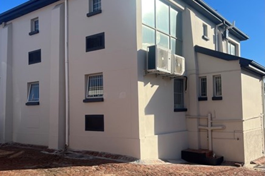 To Let commercial Property for Rent in Newton Park Eastern Cape